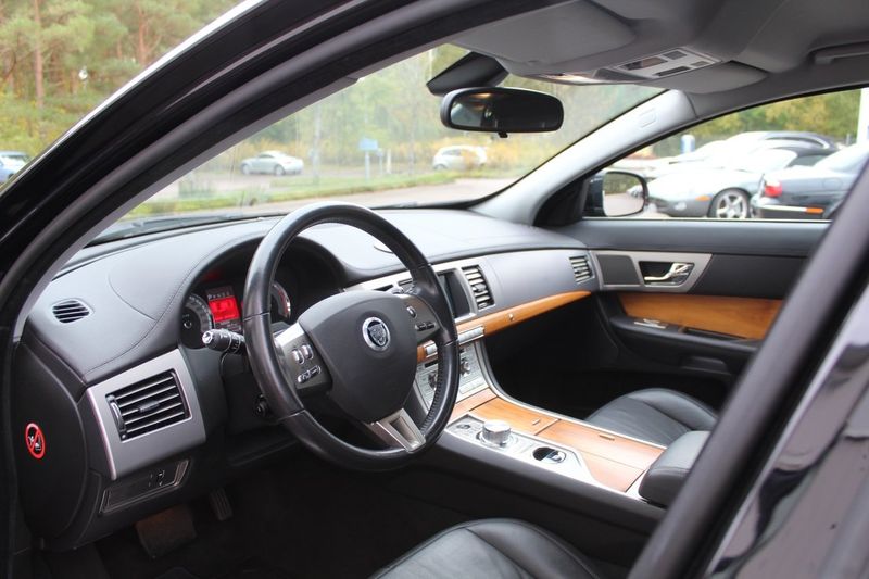 Jaguar XF bild 5