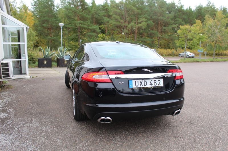 Jaguar XF bild 9