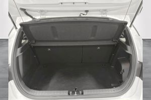 Hyundai i20 bild 8