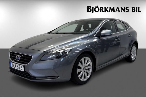 Volvo V40 D2 GEARTRONIC MOMENTUM 120HK AUTOMAT - 2016