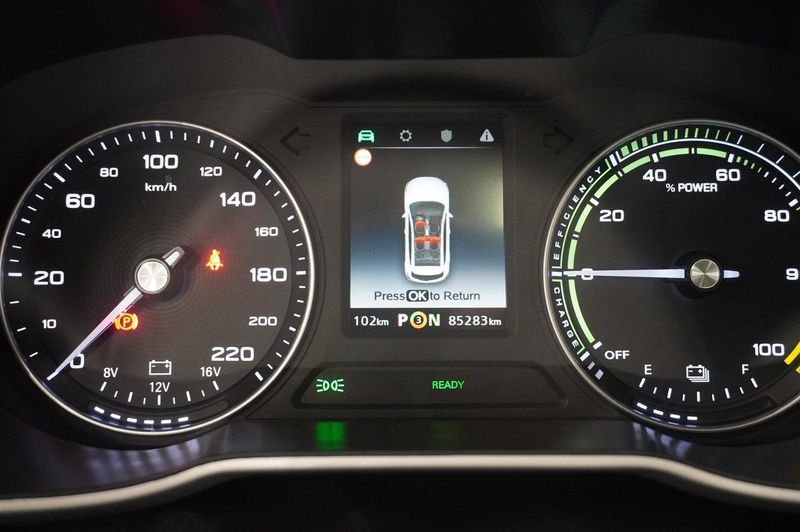 MG ZS EV bild 12