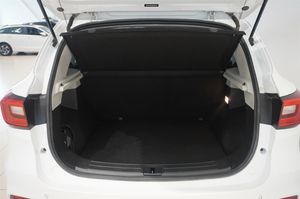 MG ZS EV bild 16