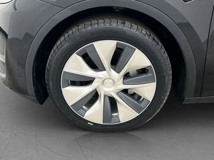 Tesla Model Y bild 28