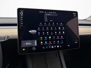 Tesla Model Y bild 19
