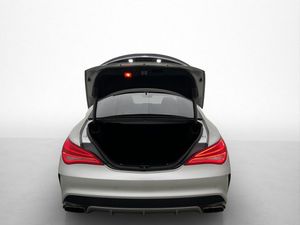 Mercedes CLA45 AMG bild 13