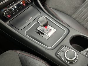 Mercedes CLA45 AMG bild 26
