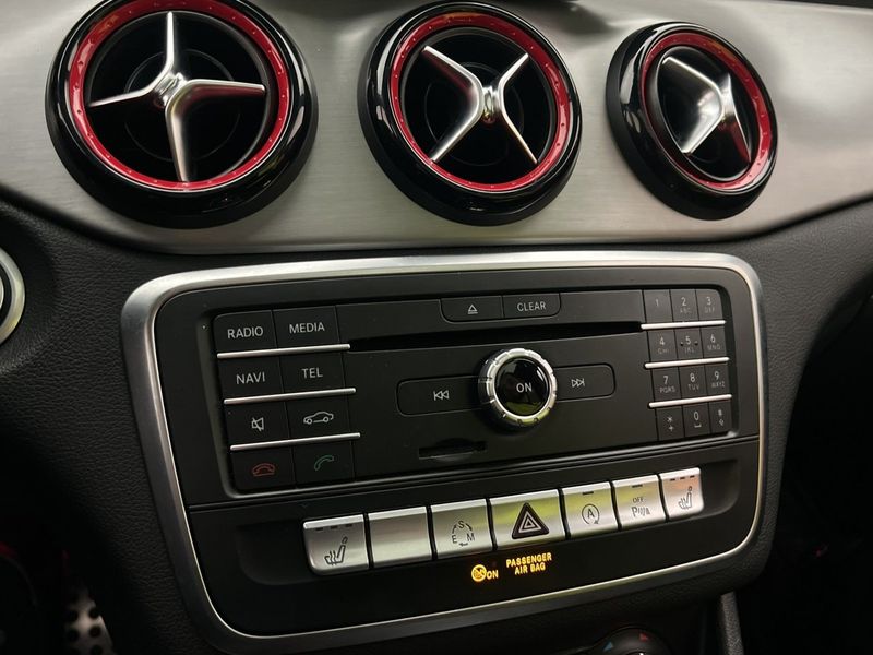 Mercedes CLA45 AMG bild 24