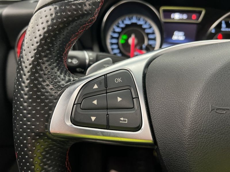 Mercedes CLA45 AMG bild 29