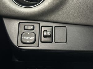 Toyota Yaris bild 24