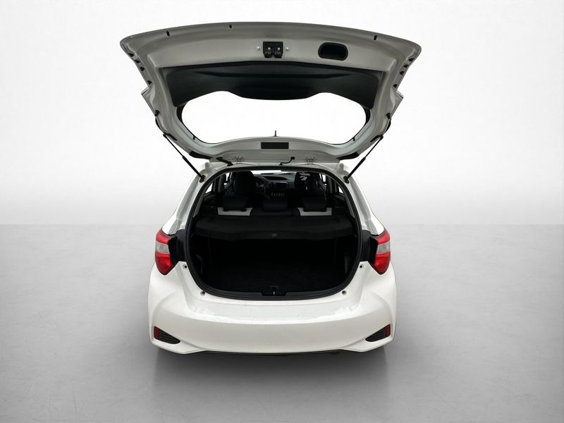 Toyota Yaris bild 8