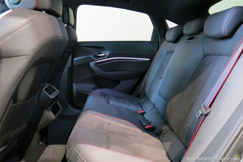 Audi Q8 e-tron bild 8