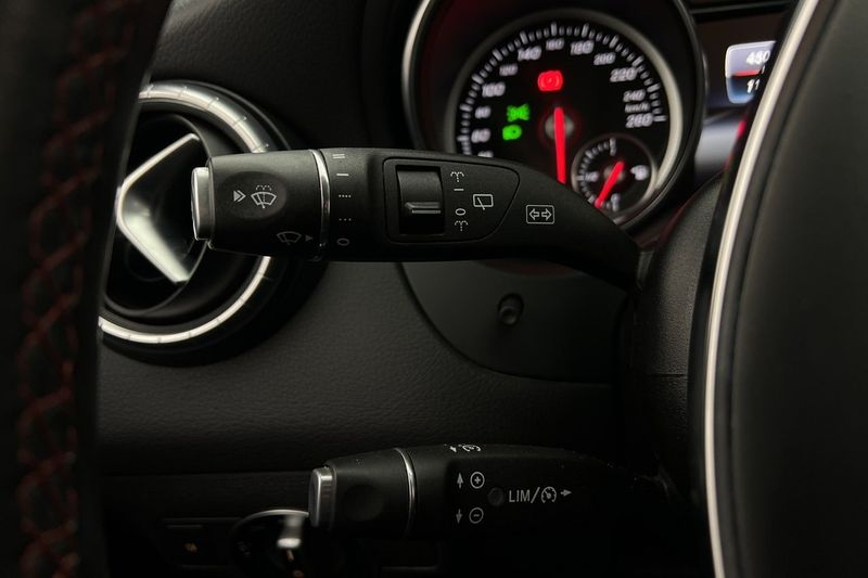 Mercedes CLA220 bild 13