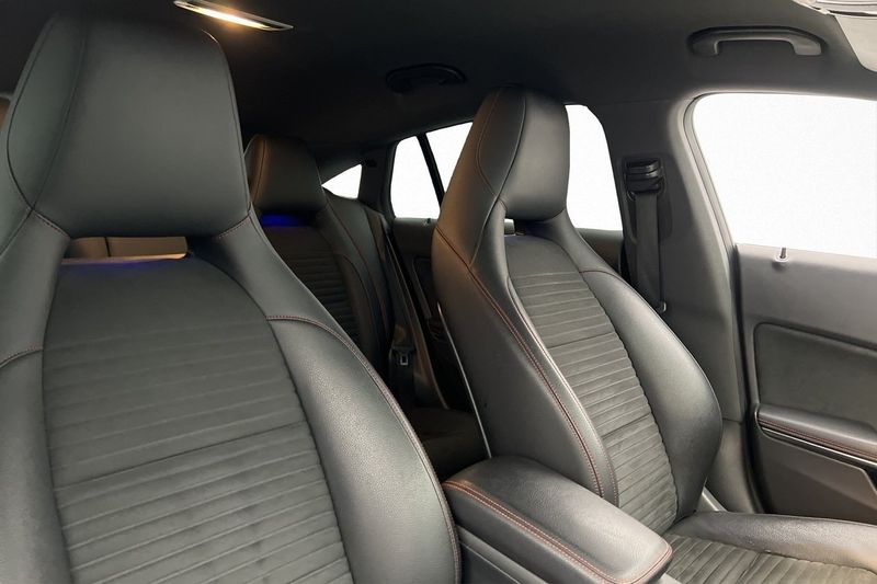 Mercedes CLA220 bild 24