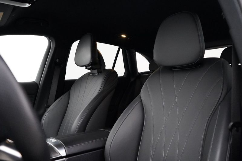 Mercedes GLC400 bild 6