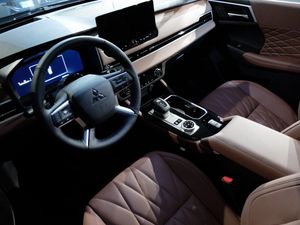 Mitsubishi Outlander bild 11