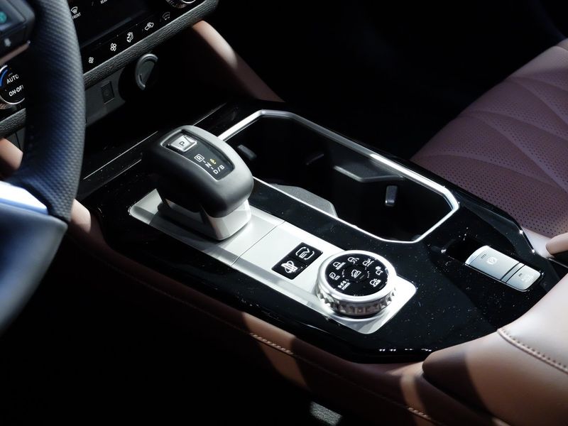 Mitsubishi Outlander bild 12