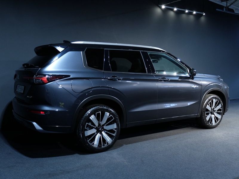 Mitsubishi Outlander bild 3