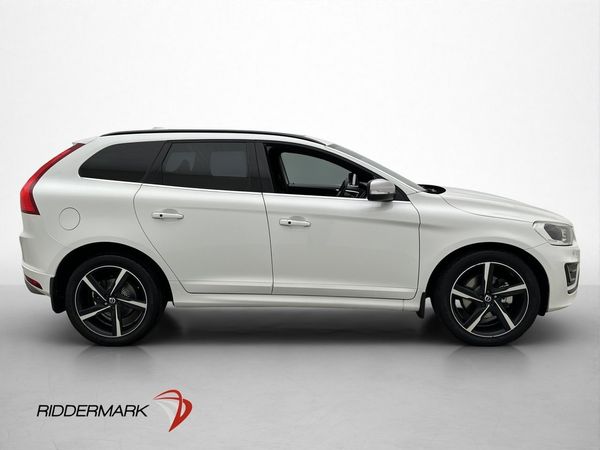 Volvo XC60 D5 AWD 220hk R-Design Panorama Värm BLIS Drag - 2016