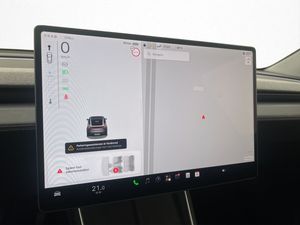 Tesla Model Y bild 24
