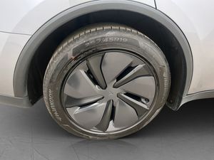 Tesla Model Y bild 11