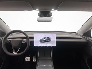 Tesla Model Y bild 15