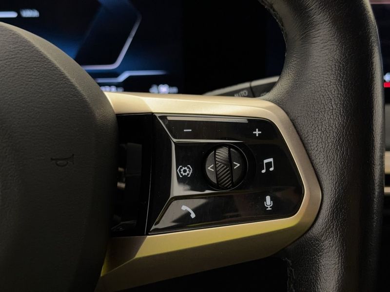 BMW iX bild 37