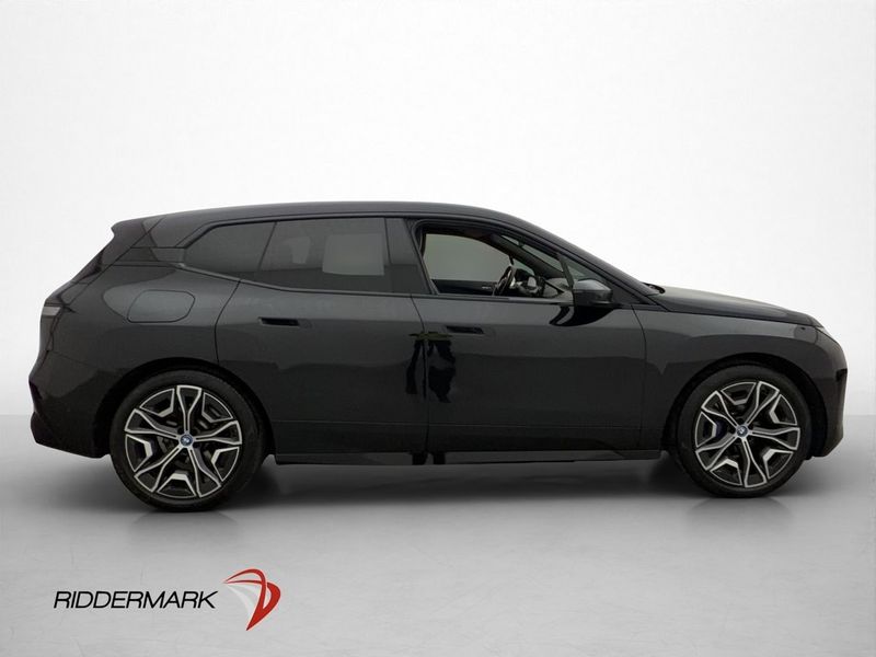 BMW iX bild 10