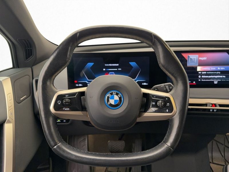 BMW iX bild 17