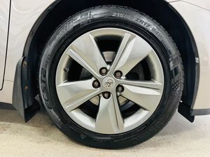 Toyota Avensis bild 11