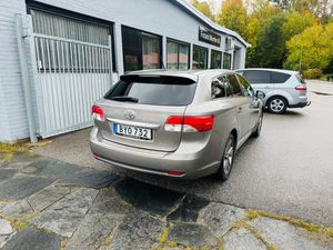 Toyota Avensis bild 3