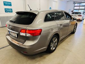 Toyota Avensis bild 15