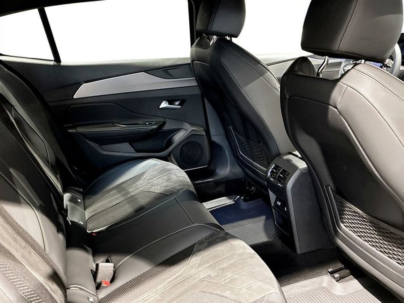 Peugeot 408 bild 14