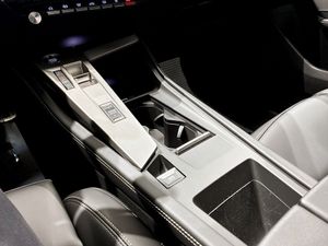 Peugeot 408 bild 12