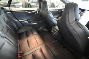 Tesla Model S bild 13