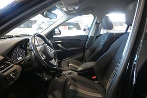 BMW X1 bild 8