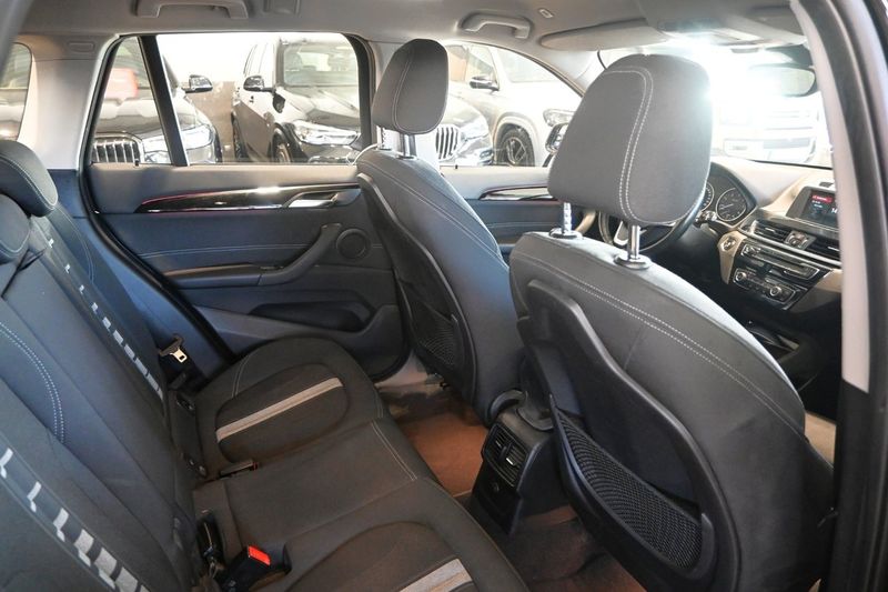 BMW X1 bild 15