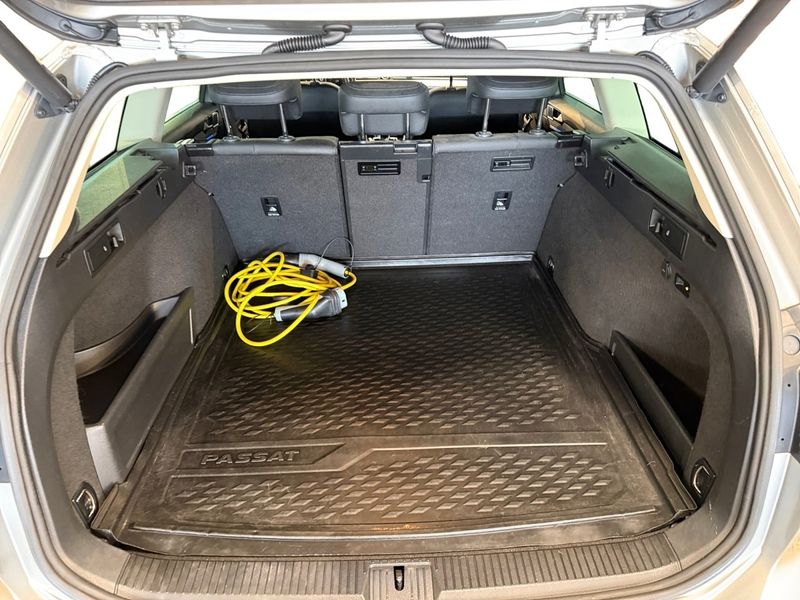 Volkswagen Passat bild 15