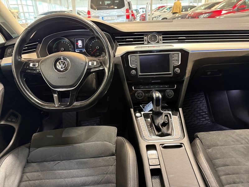 Volkswagen Passat bild 12