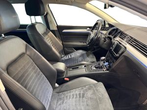 Volkswagen Passat bild 13