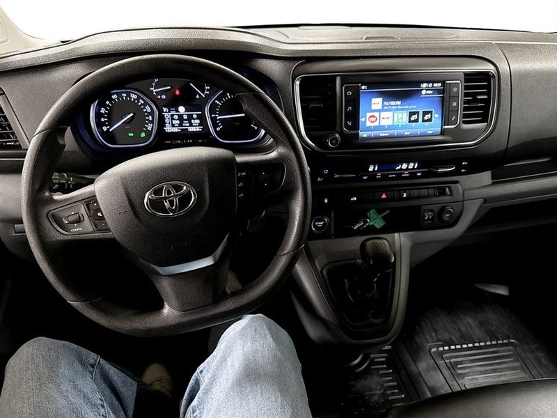 Toyota Proace bild 9