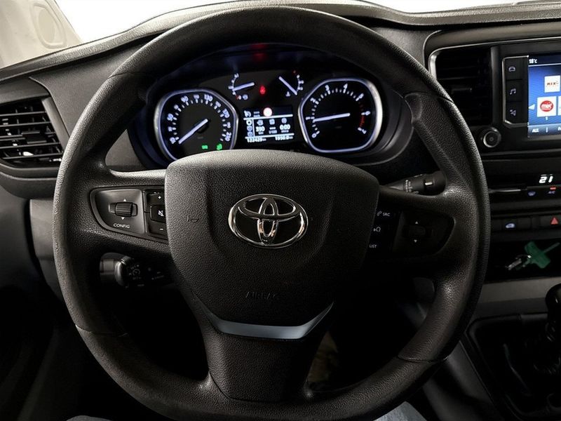 Toyota Proace bild 10