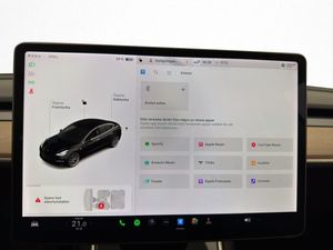 Tesla Model 3 bild 21