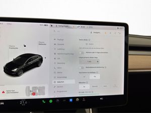 Tesla Model 3 bild 28