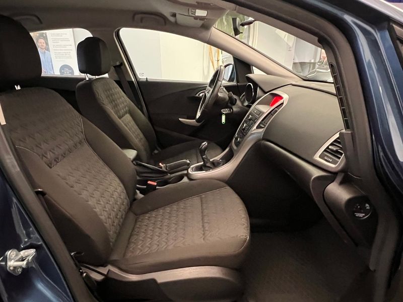 Opel Astra bild 11