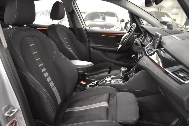 BMW 220 bild 12