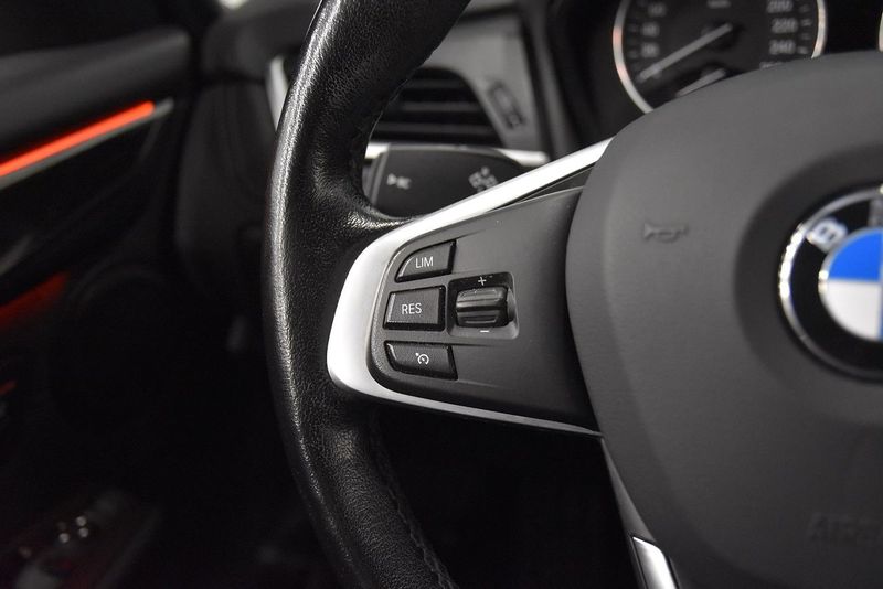 BMW 220 bild 10