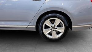 Volkswagen Passat bild 6