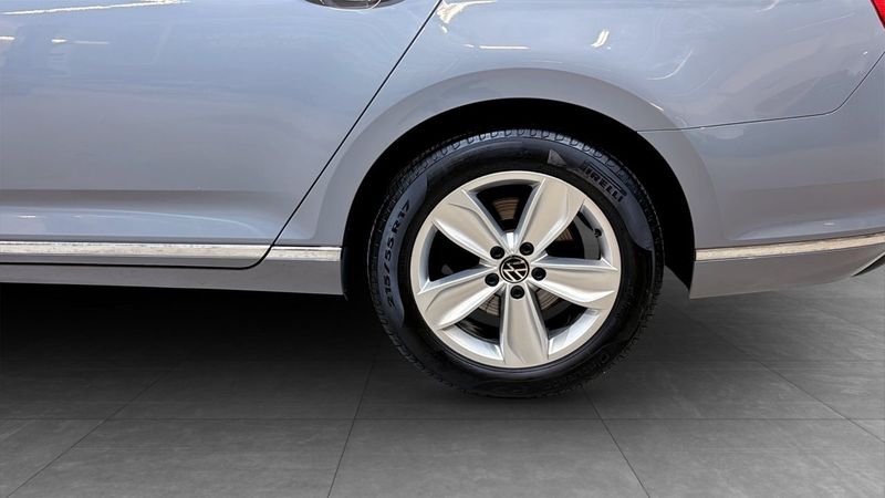 Volkswagen Passat bild 6