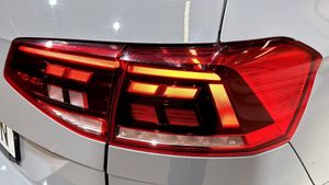 Volkswagen Passat bild 14