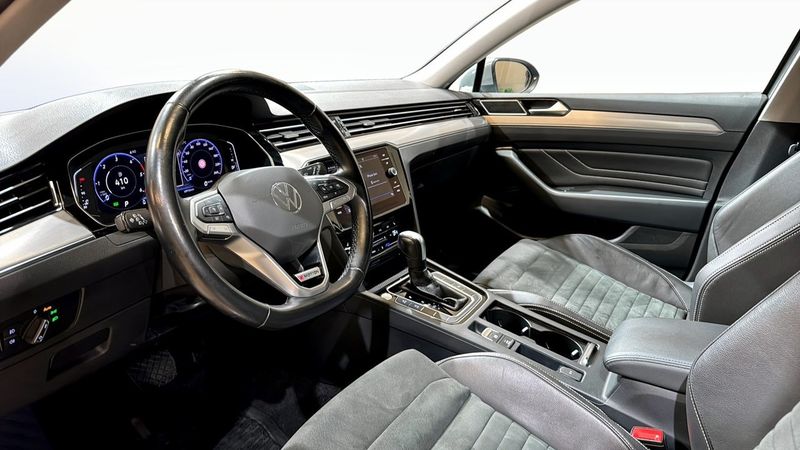 Volkswagen Passat bild 7